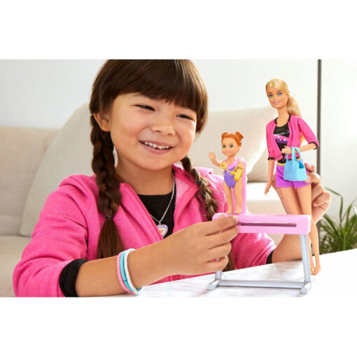 Mattel Barbie Σετ Επαγγέλματα Δασκάλα Αθλημάτων - Γυμνάστρια (FXP39)